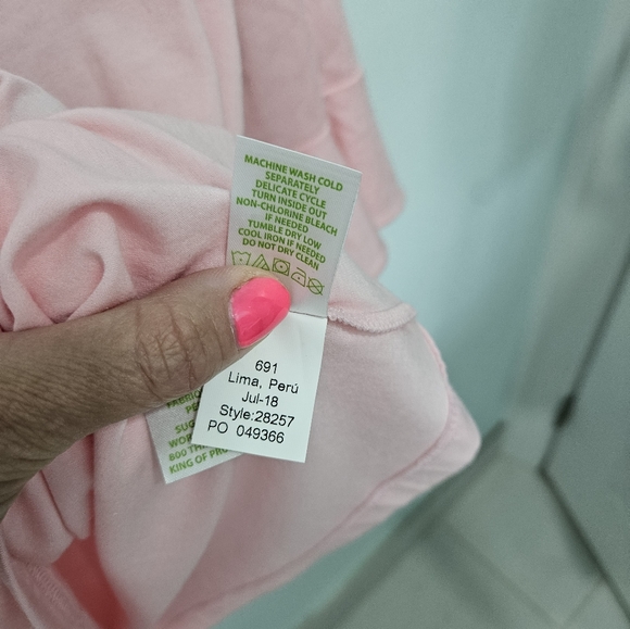 Lilly pulitzer pink flutter sleeve shirt New With Tags XS - Picture 6 of 10